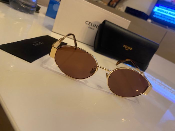 Lunettes de soleil Celine triomphe neuve avec boite d’origine - photo numéro 2