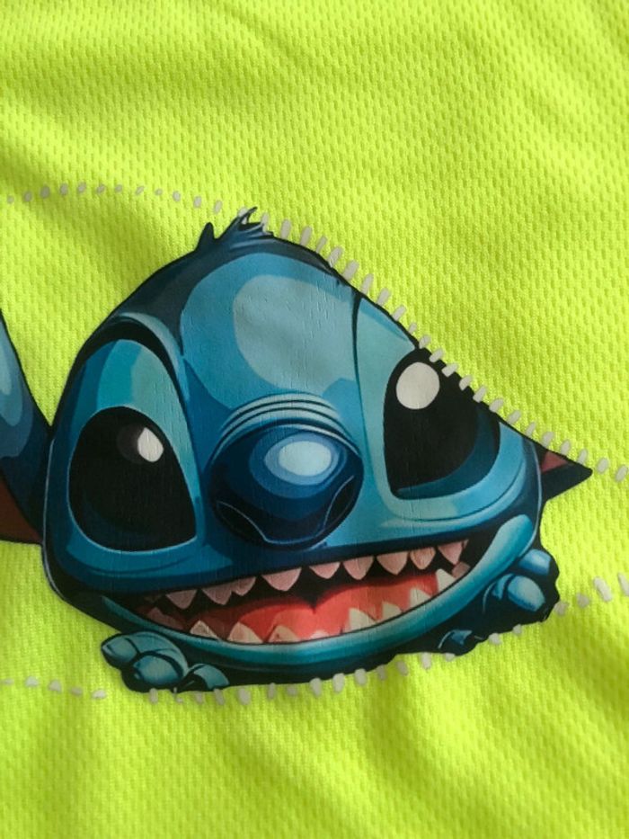 Tee shirt stitch neuf 5/6 ans - photo numéro 2