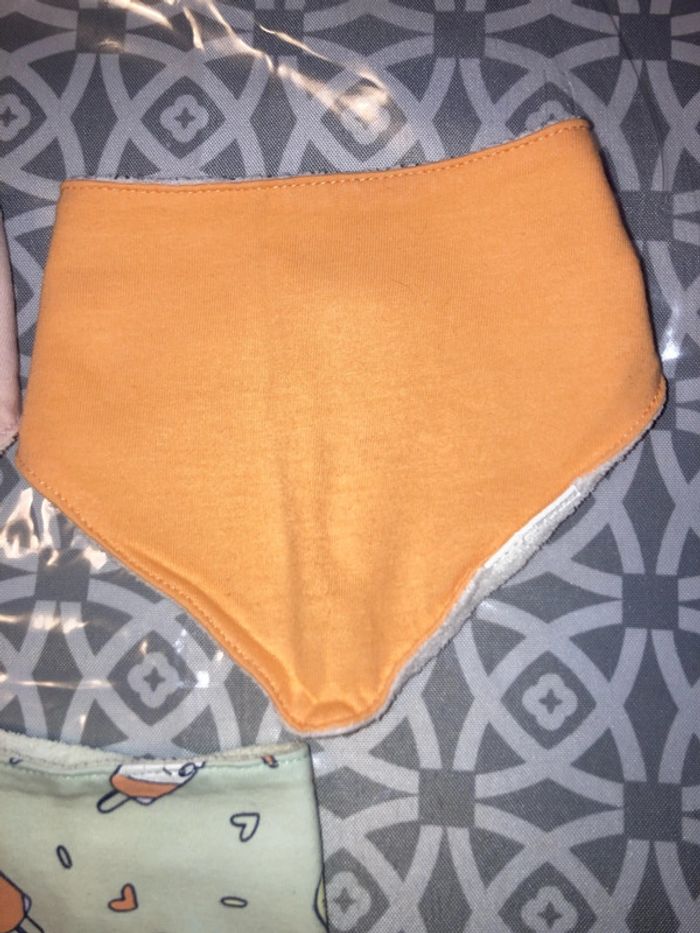 Lot 3 bavoirs bandana bébé fille naissance - photo numéro 4