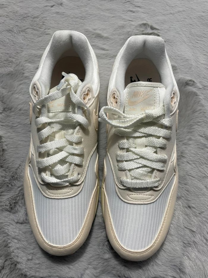 Basket Nike Air Max 1 crème - Taille 41 - photo numéro 3