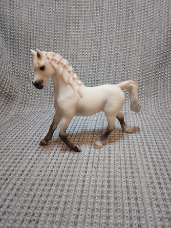 Jument pur sang arabe blanche - Schleich