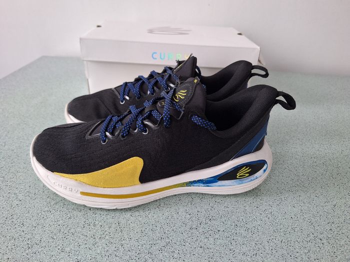 Baskets 38.5 Under Armour Curry 12 Dub. - photo numéro 3