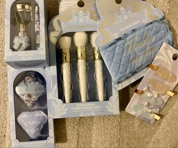 Lot bridgerton beauté 