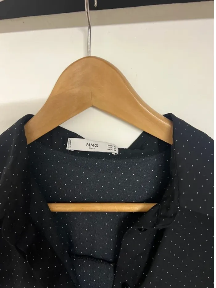 Chemisier à pois parisien chic - mango -- taille m - neuf - photo numéro 2