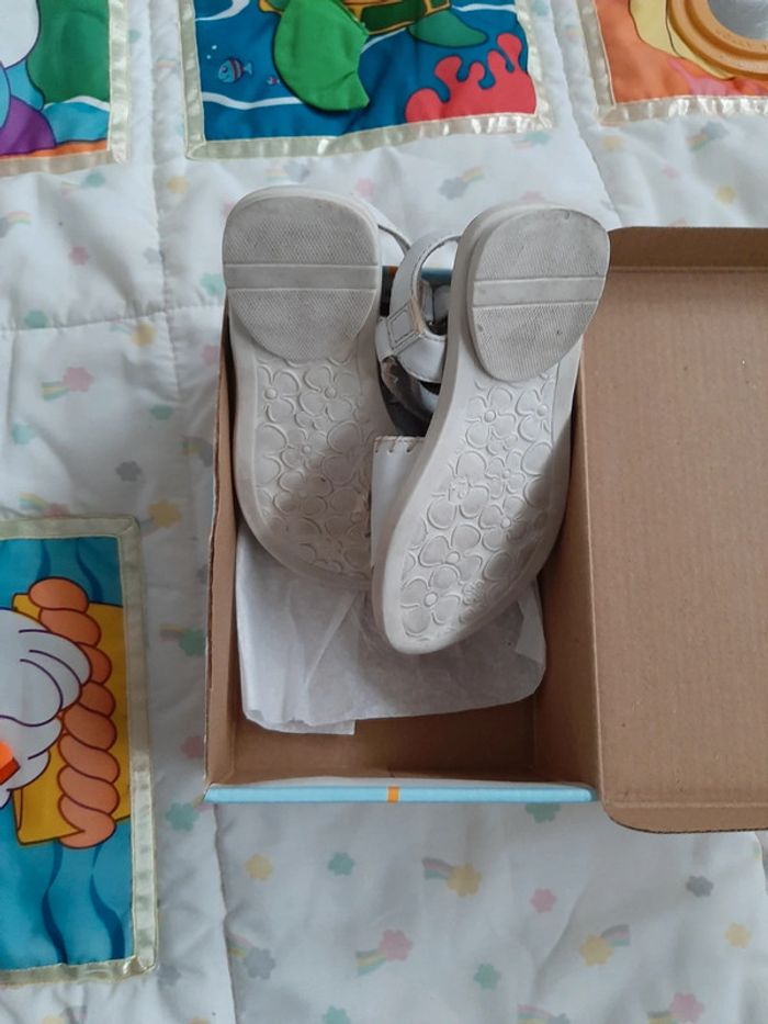 Chaussure sandales sloane - photo numéro 3