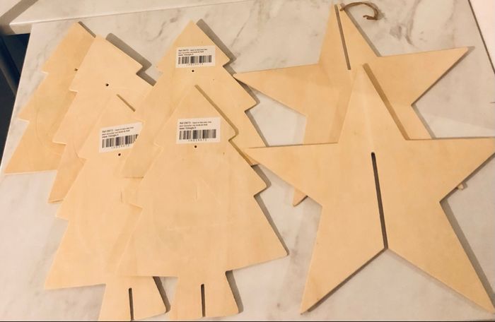 Étoile et sapins en bois