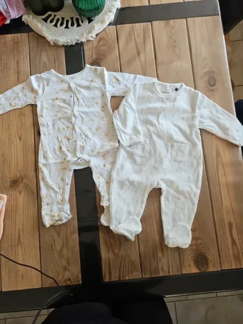 Lot pyjamas