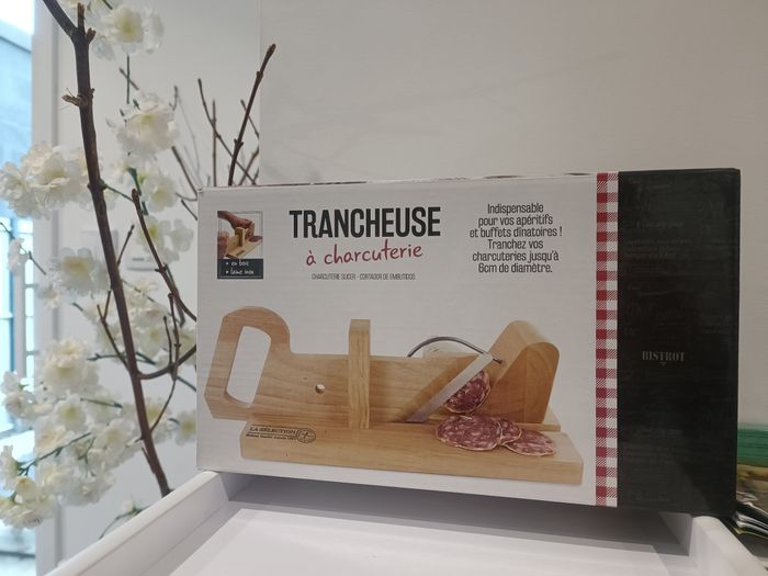 Trancheuse à saucisson