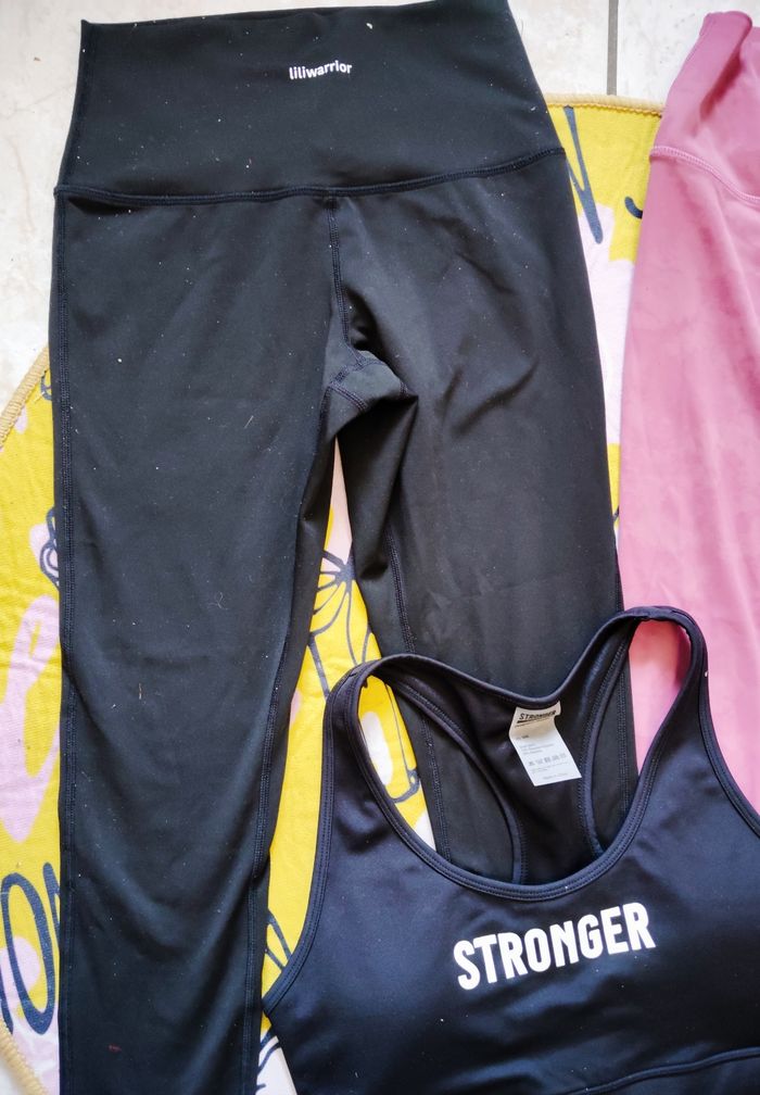 Lot Stronger & Lilo warrior leggings et brassieres - photo numéro 2