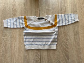 Pull 6-9mois