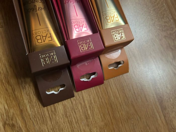 Lot 3 sticks teint Fab Factory – contour, blush & highlighter crème - photo numéro 2