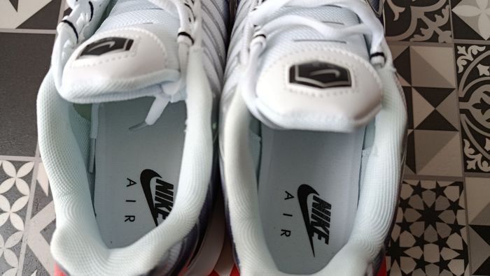 TN blanc/dégradé bleu - photo numéro 6