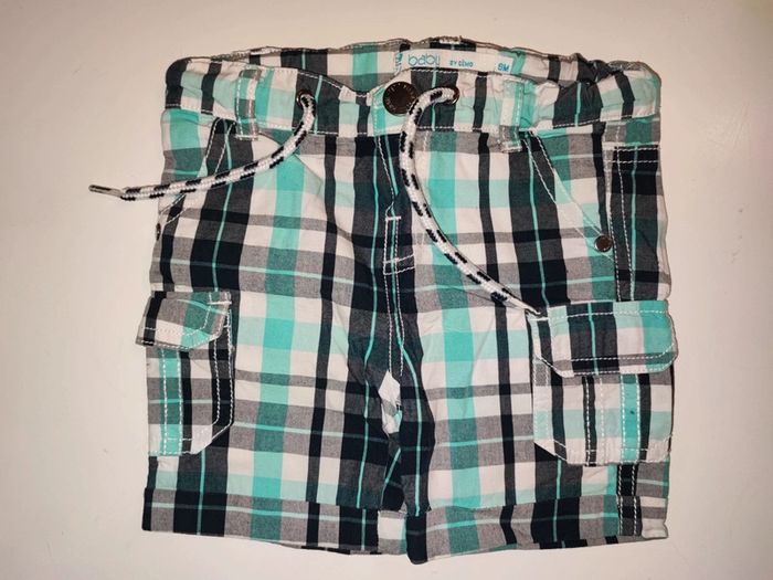 Short à carreaux