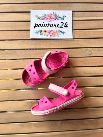 Crocs rose et Fushia 24