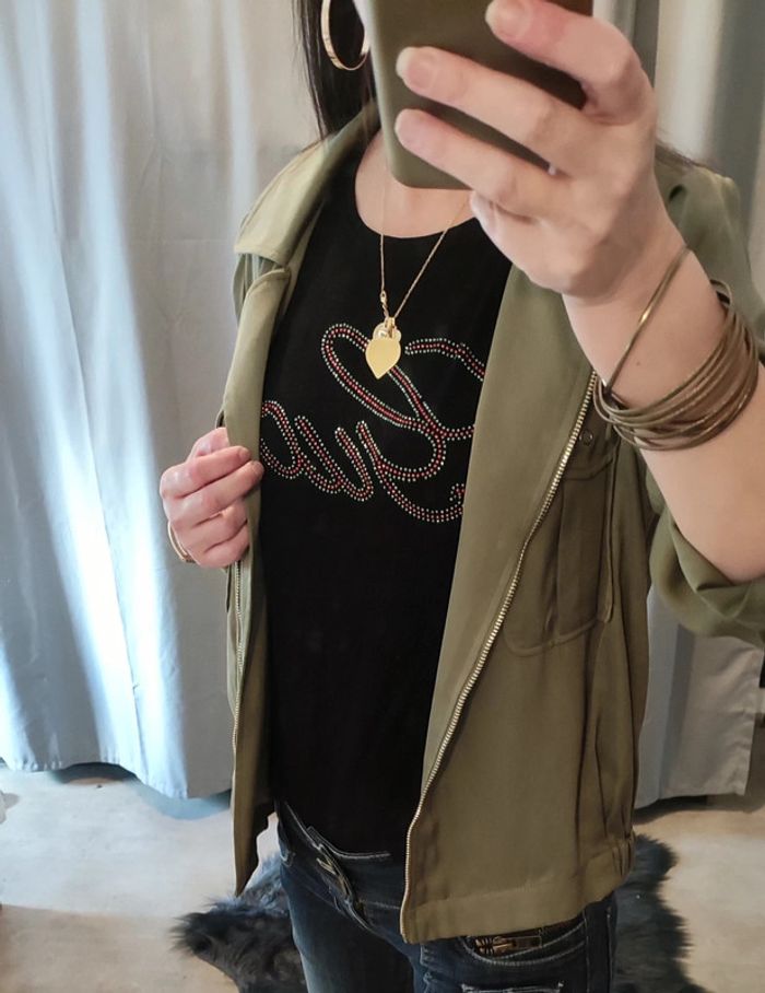 Top Guess authentique Taille 40
