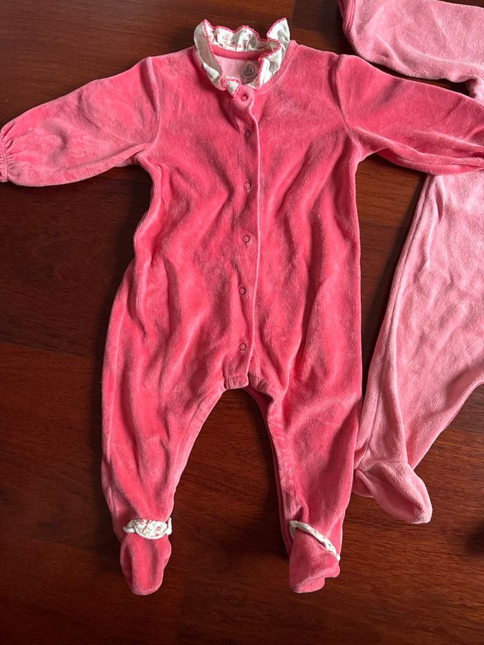 Lot de 2 pyjama velours Petit Bateau. - photo numéro 3