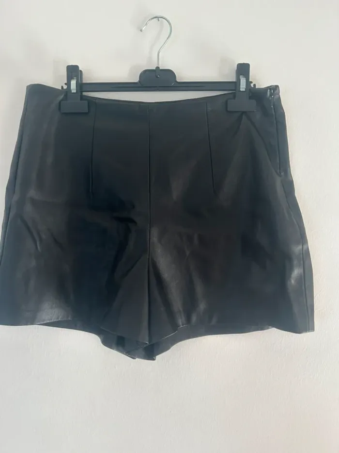 Short similicuir - photo numéro 2