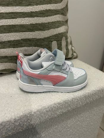 Basket puma fille rebound v6