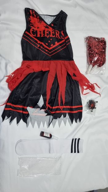 Déguisement Zombie kit complet