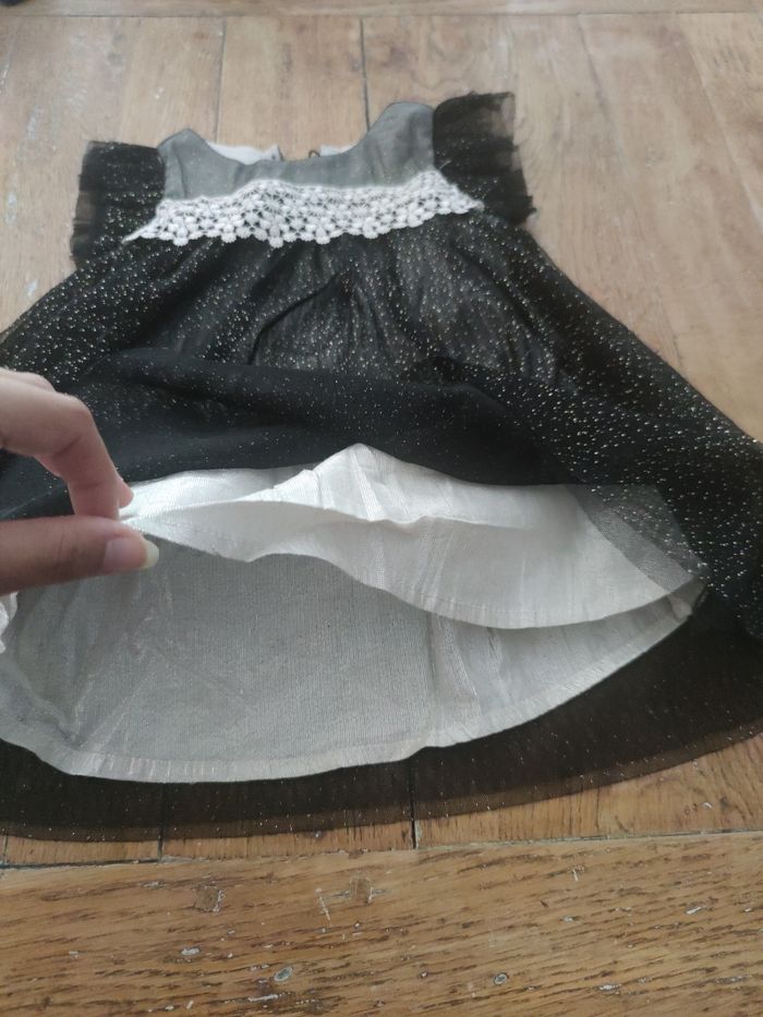 Robe 6 mois - photo numéro 3