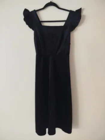 Robe noire velours midi Y6Y – Taille L – volants & dos noué