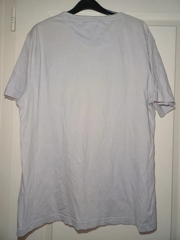 T-shirt Armand Thiery - photo numéro 2
