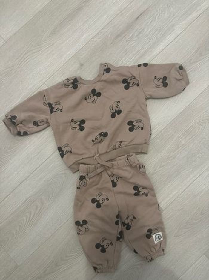 Ensembles Mickey