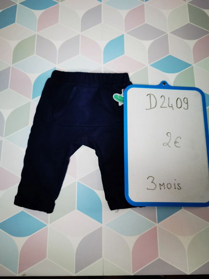 D2409 - jogging garçon 3 mois - photo numéro 3