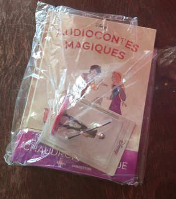Num74neuf Livre et figurine collection audiocontes Magiques Altaya édition disney
