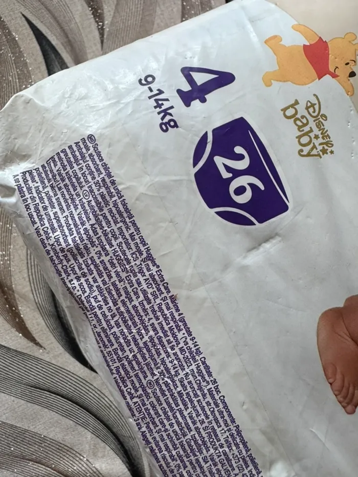 Lot de 2 paquets des couches Huggies taille 4 - photo numéro 2