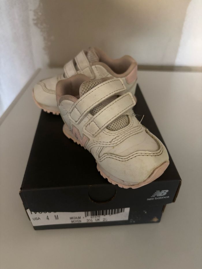Chaussure enfant new balance taille 20