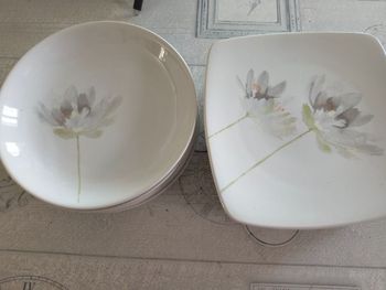 Lot assiettes en grès