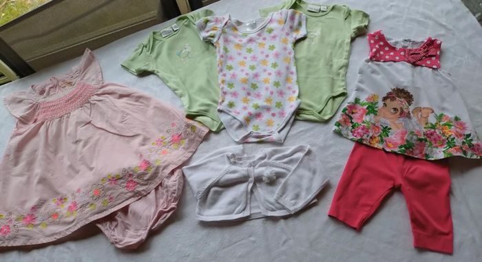 Lot 2 ensembles été fille 12 mois