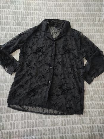 Chemise manches longues noir voile motif velours taille 44