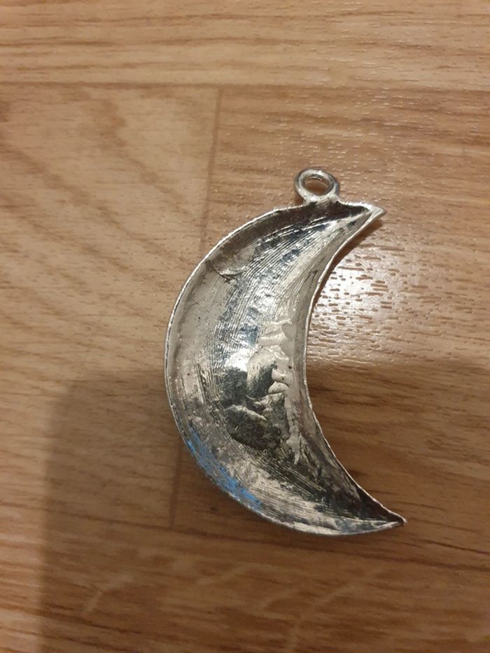 Pendentif lune - photo numéro 4