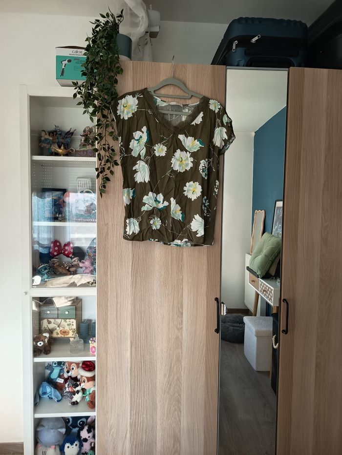 Blouse kaki fleur blanche promod - Taille M 38 - photo numéro 3