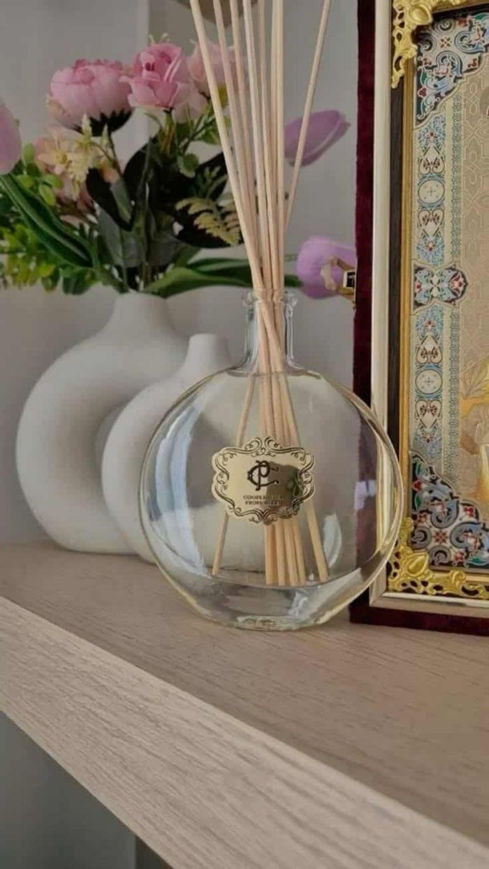 Parfums produits de beauté maquillage ect... - photo numéro 7