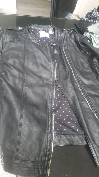 veste noir en cuir
