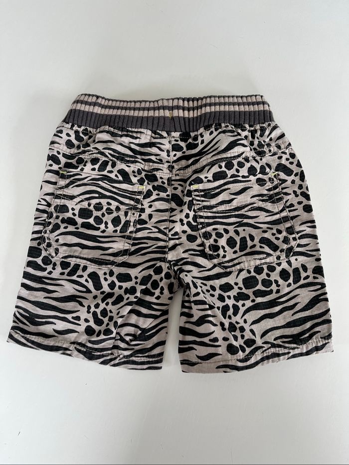 Short beige zébré 3 ans - photo numéro 3