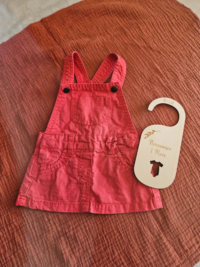 Robe à bretelle / 1 mois