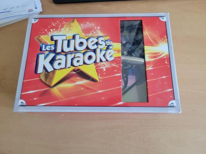 BOITE DE 15 CD TUBES DE KARAOKE