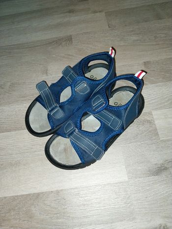 Sandales gemo garçon 34 très bon état