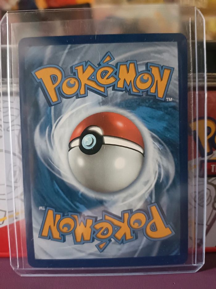 Carte Pokémon Hoopa V 253/264 Super rare FR near mint - photo numéro 2