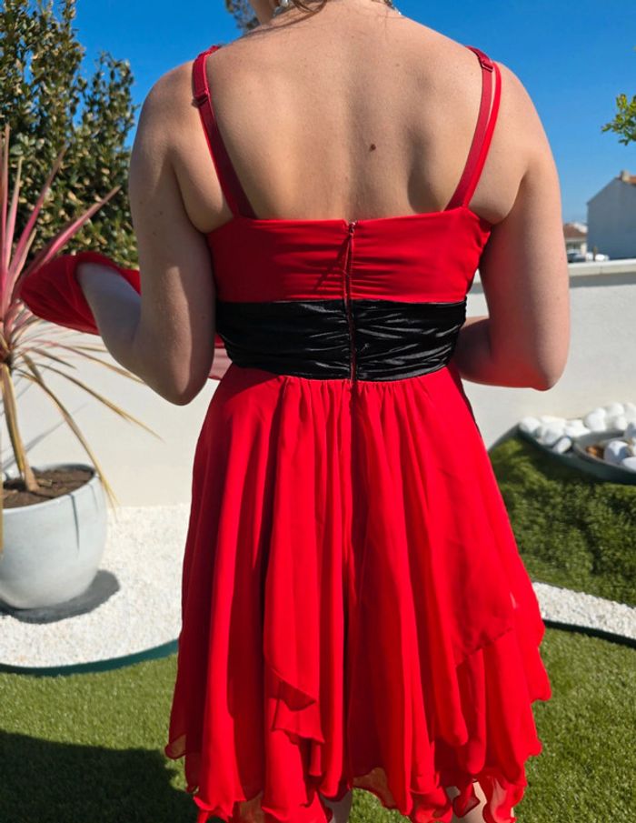 Robe cérémonie rouge - photo numéro 7