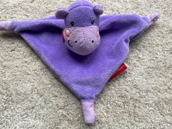 Doudou plat hippopotame violet Fisher Price 🌻