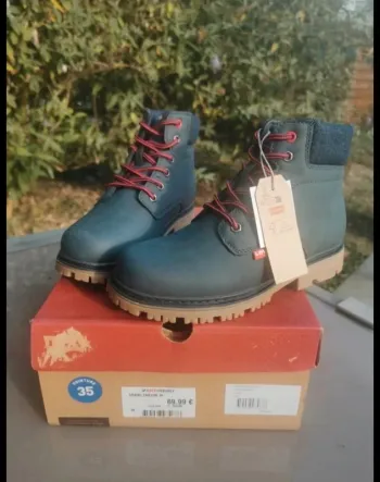 Levi's montante