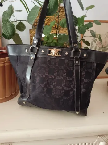 Cabas la médusa de chez Versace