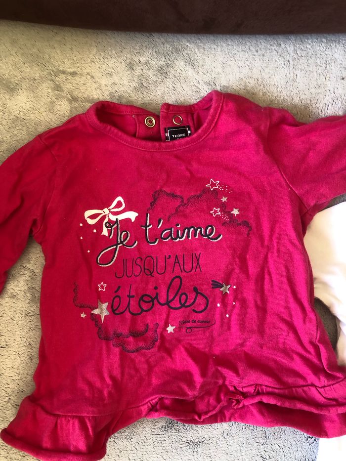 Lot de 2 t-shirts bébé fille/mixte taille 6 mois - photo numéro 2