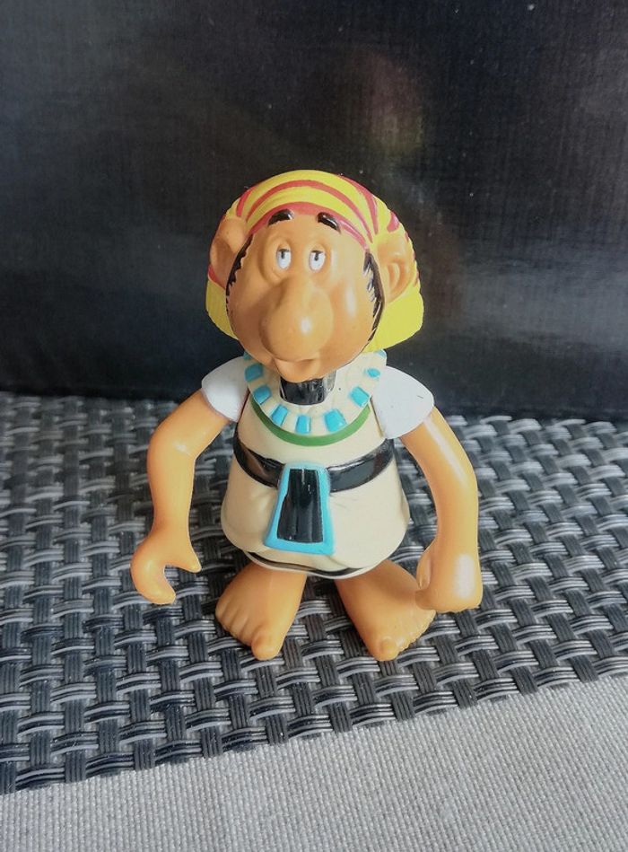 Figurines César Numérobis  McDonald's - photo numéro 2
