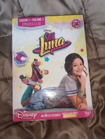 Coffret DVD Disney Soy Luna Saison 1 Volume 1
Épisodes 1 à 40
9 DVD